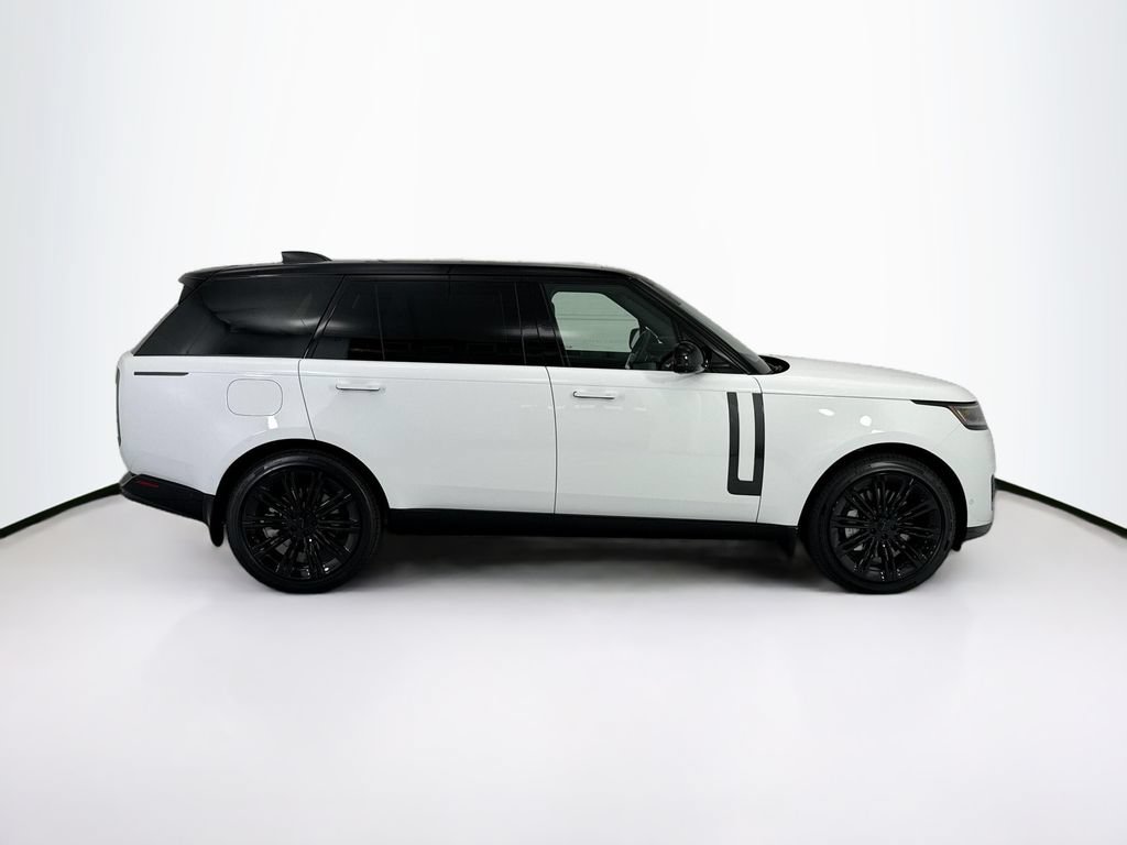 New 2026 Land Rover Range Rover Long Wheelbase SE AWD/4WD image 4