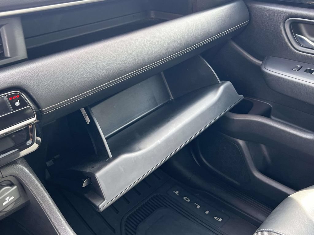 Used 2023 Honda Pilot Touring image 39