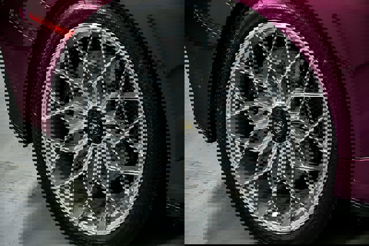 Used 2022 Lamborghini Huracan STO image 25