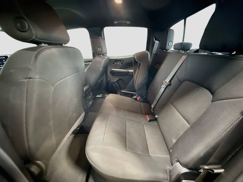 Used 2025 GMC Canyon Elevation RWD image 23