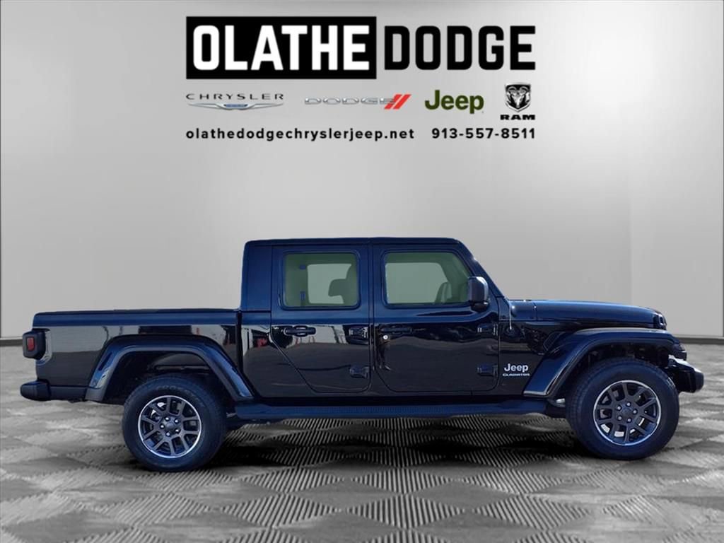 Used 2020 Jeep Gladiator Overland image 30