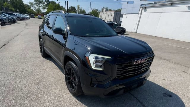 Used 2025 GMC Terrain Elevation w/ Black Edition AWD/4WD image 4
