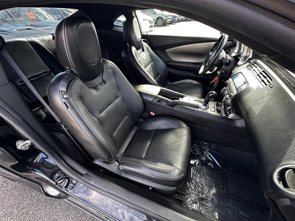 Used 2010 Chevrolet Camaro LT w/ RS Package RWD image 13