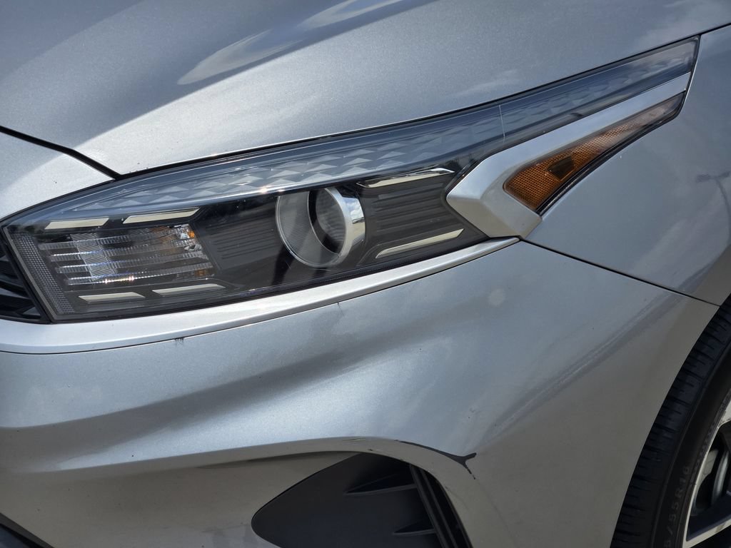 Certified 2024 Kia Forte LXS FWD image 15