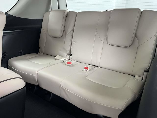 Used 2024 Nissan Armada Platinum w/ Captain's Chairs Package RWD image 20