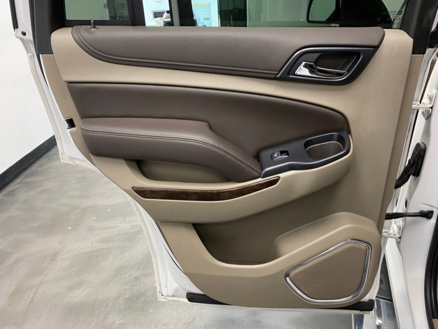 Used 2019 Chevrolet Tahoe LT w/ LT Signature Package AWD/4WD image 44