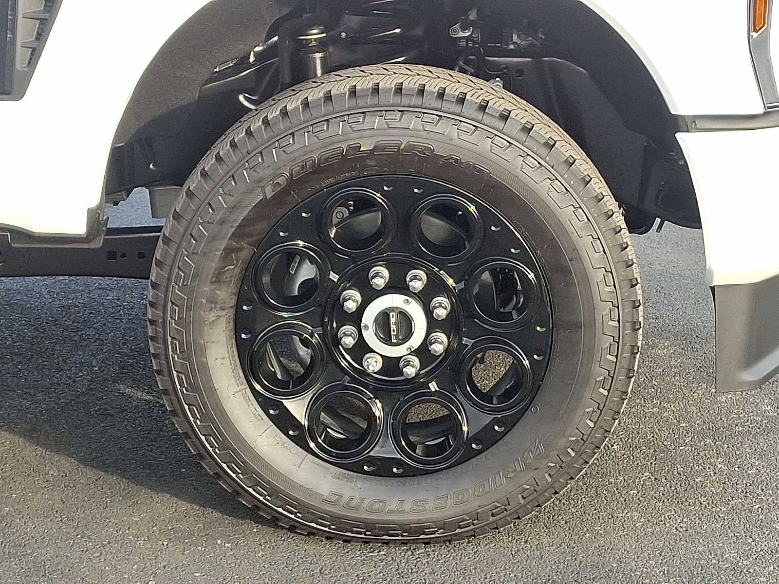 New 2026 Ford F350 Lariat w/ Black Appearance Package image 7