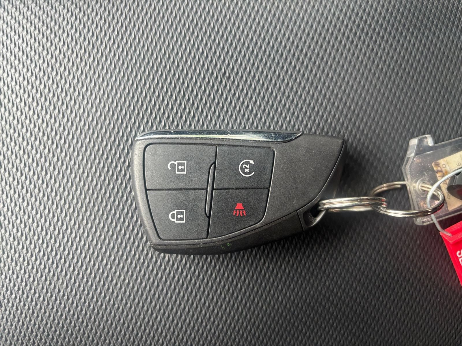 Used 2025 Chevrolet Equinox LT FWD image 21
