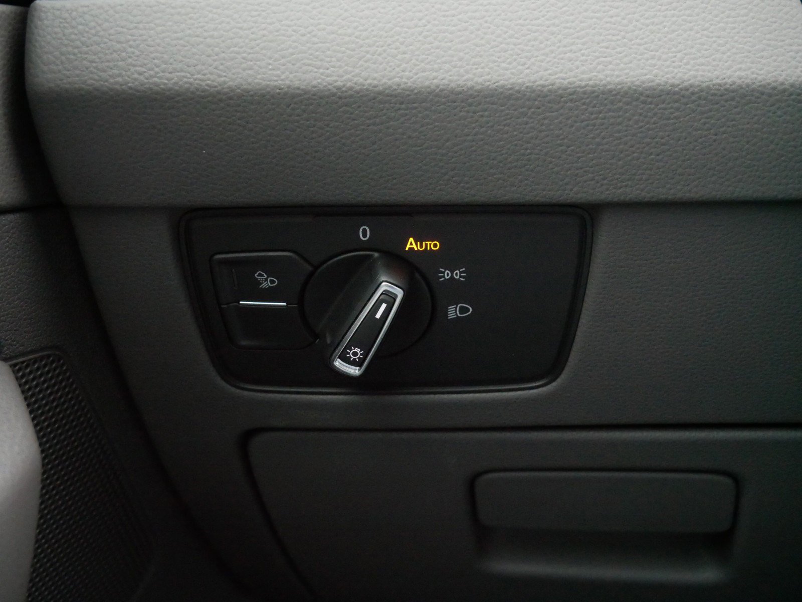 Used 2023 Volkswagen Arteon SEL Premium image 27