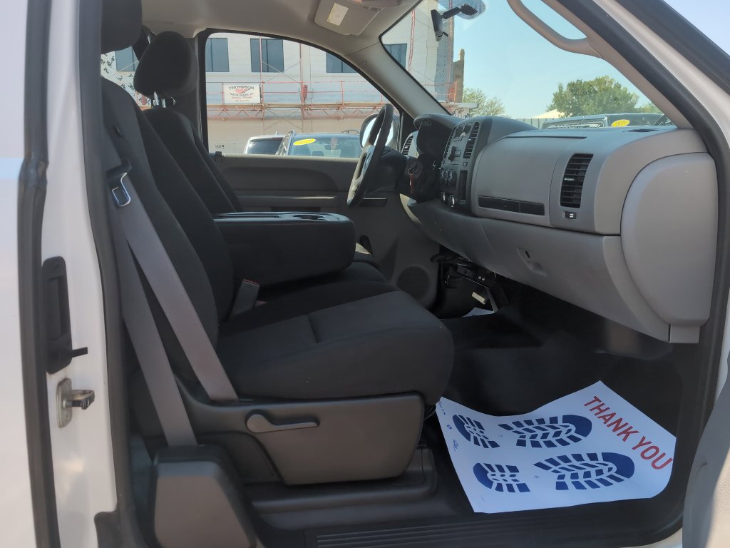 Used 2010 Chevrolet Silverado 1500 W/T image 21