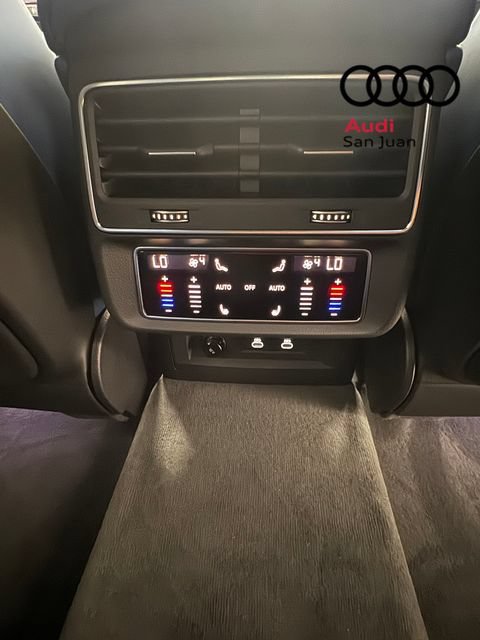 New 2026 Audi SQ8 Prestige AWD/4WD image 29