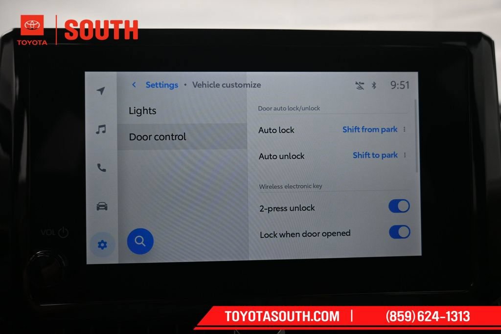 Used 2024 Toyota Corolla Cross L AWD/4WD image 16