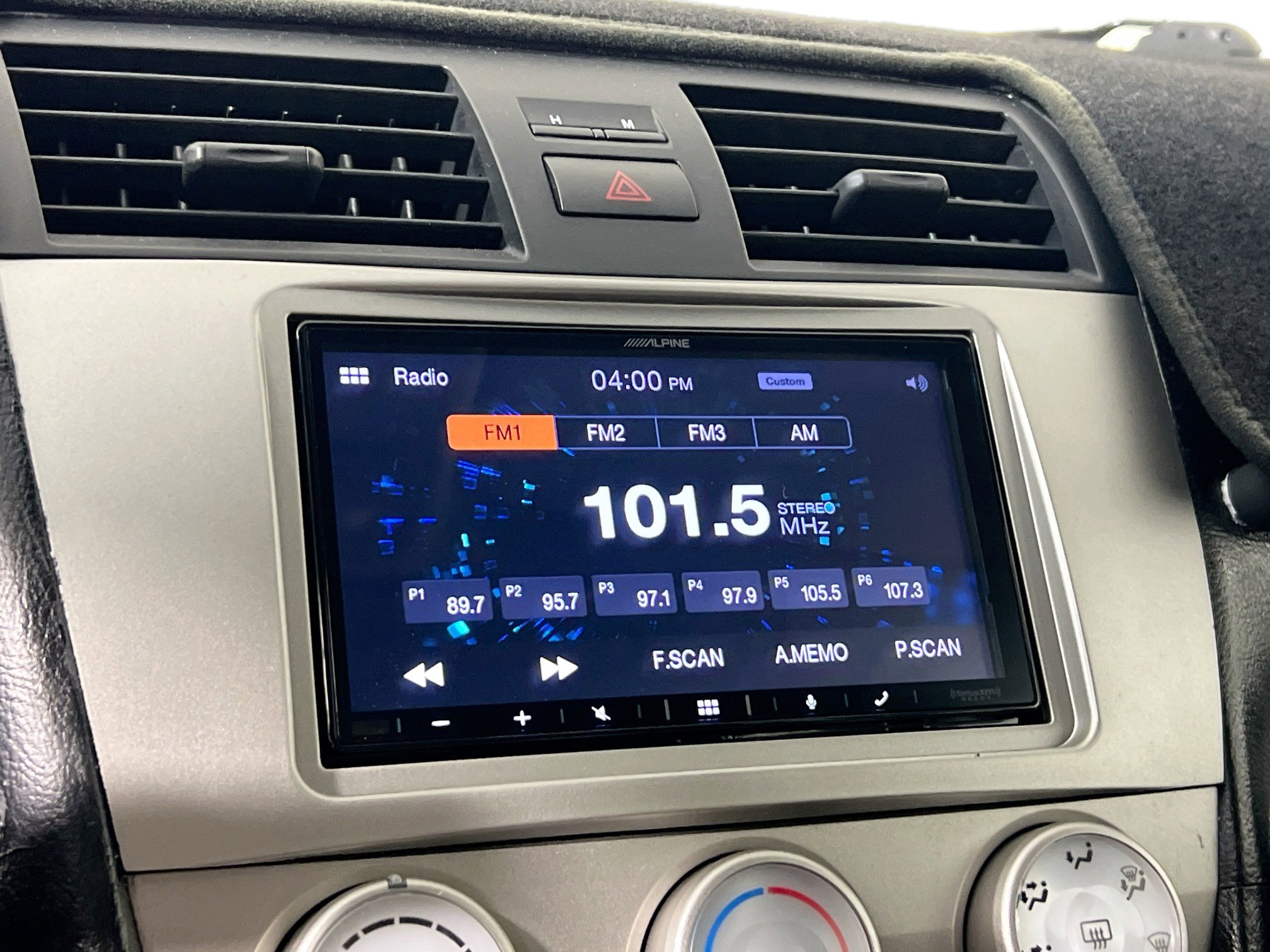 Used 2010 Toyota Camry SE image 28