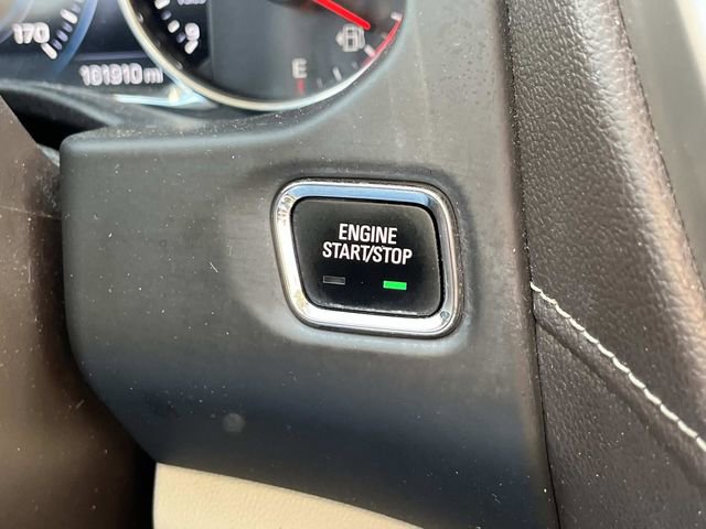 Used 2017 GMC Acadia Denali w/ Technology Package AWD/4WD image 41