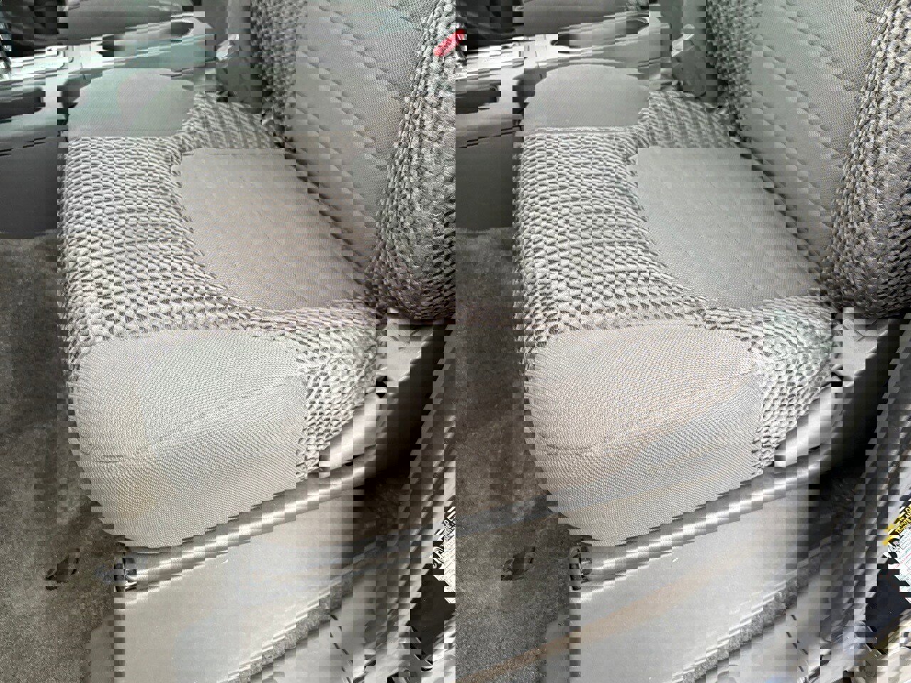 Used 2016 Nissan Frontier SV image 27