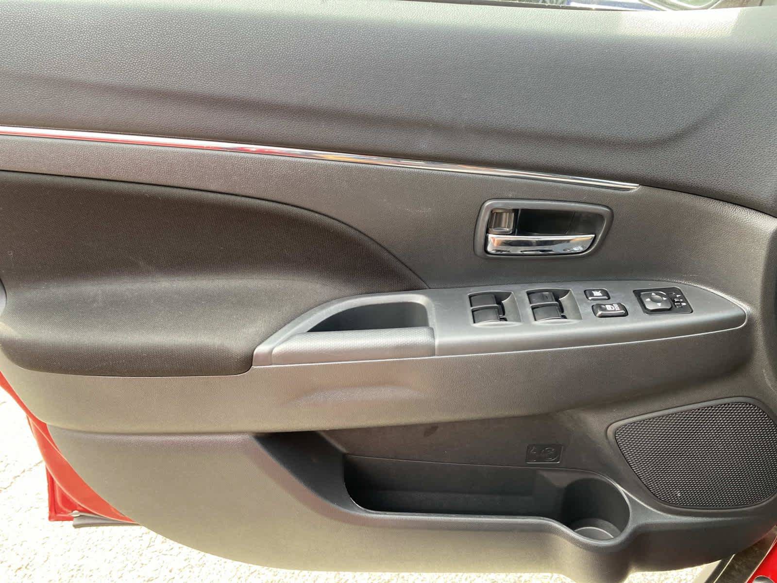 Used 2023 Mitsubishi Outlander Sport LE AWD/4WD image 22