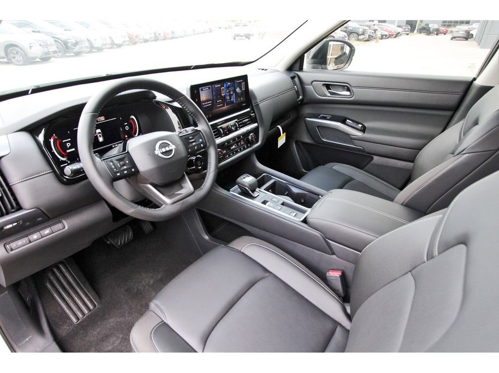 New 2026 Nissan Pathfinder SL w/ SL Premium Package (P04) FWD image 12