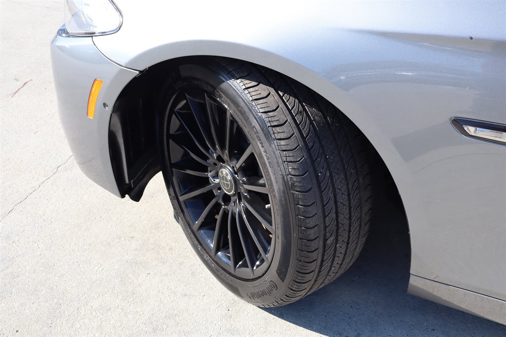 Used 2011 BMW 535i Sedan RWD image 11