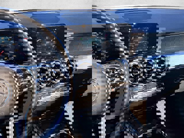 Used 2023 Mercedes-Benz GLB 250 image 8