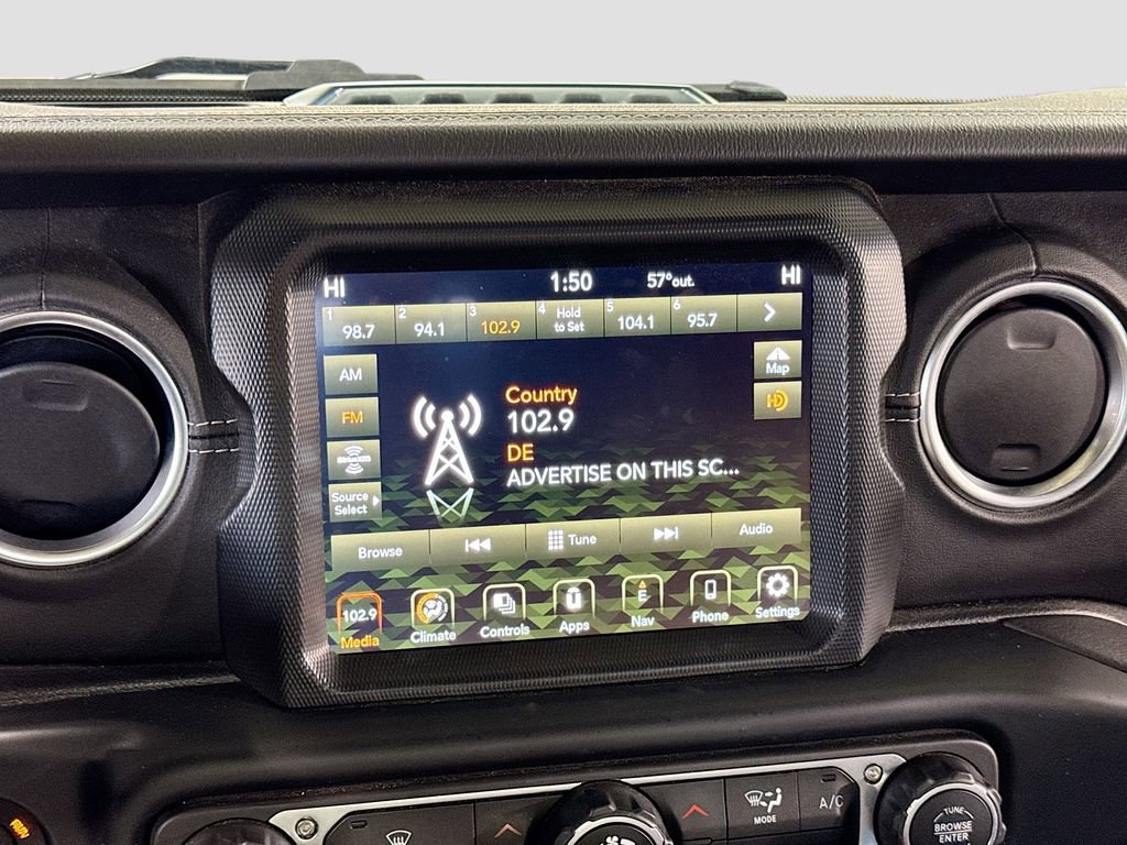 Used 2023 Jeep Wrangler Unlimited Sahara image 20