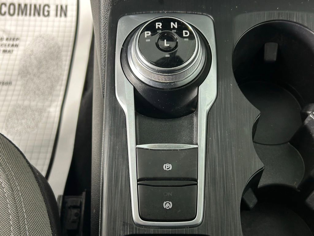 Used 2021 Ford Escape SE w/ SE Sport Appearance Package image 22