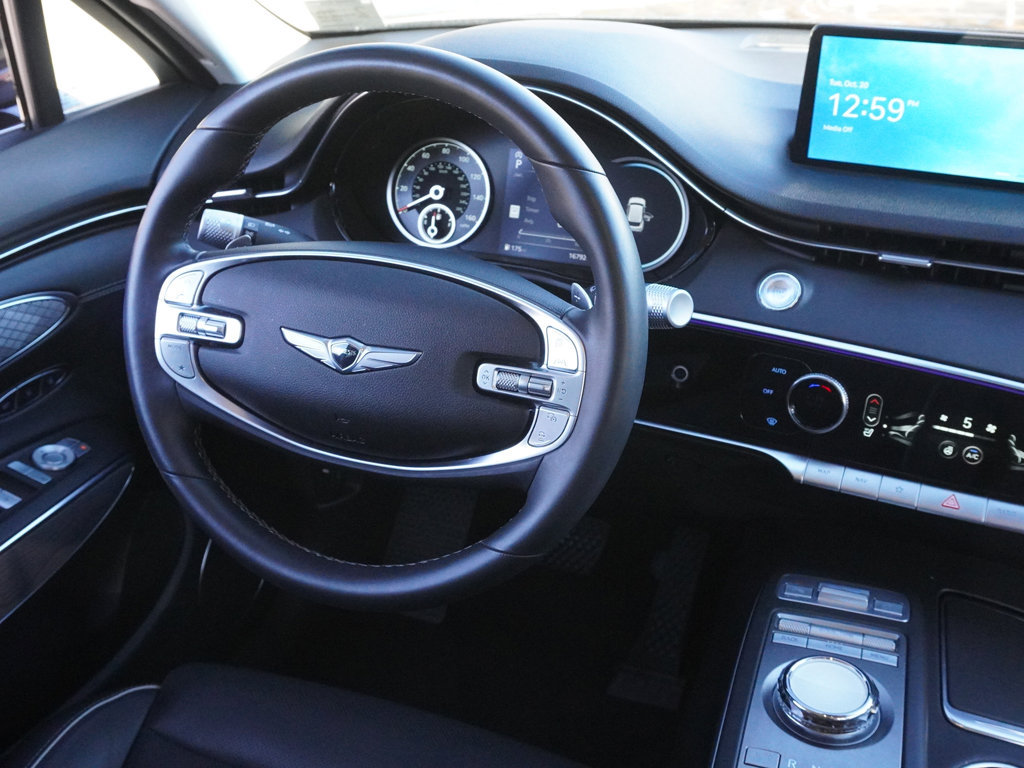 Used 2024 Genesis GV70 2.5T w/ Advanced Package AWD/4WD image 36
