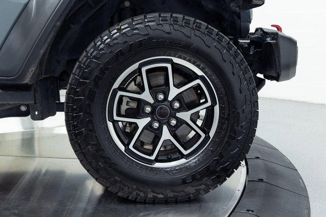 Used 2024 Jeep Gladiator Rubicon w/ Convenience Group image 26