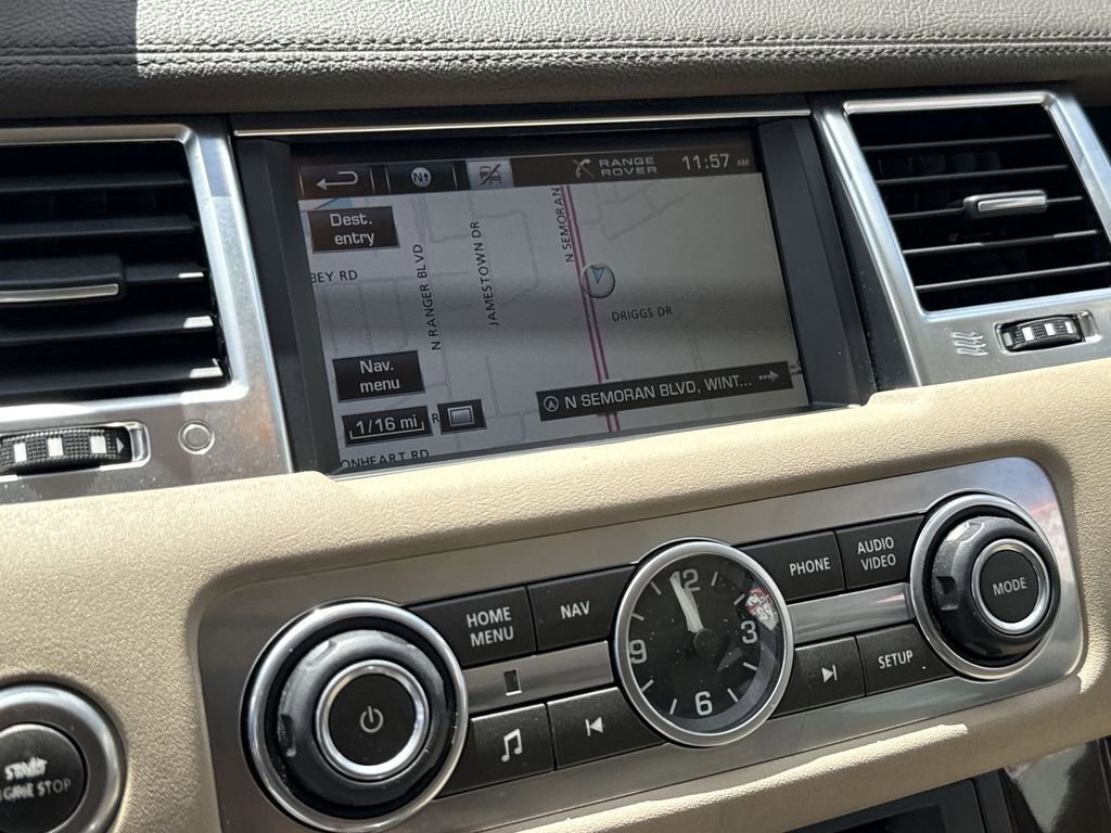 Used 2013 Land Rover Range Rover Sport HSE image 20