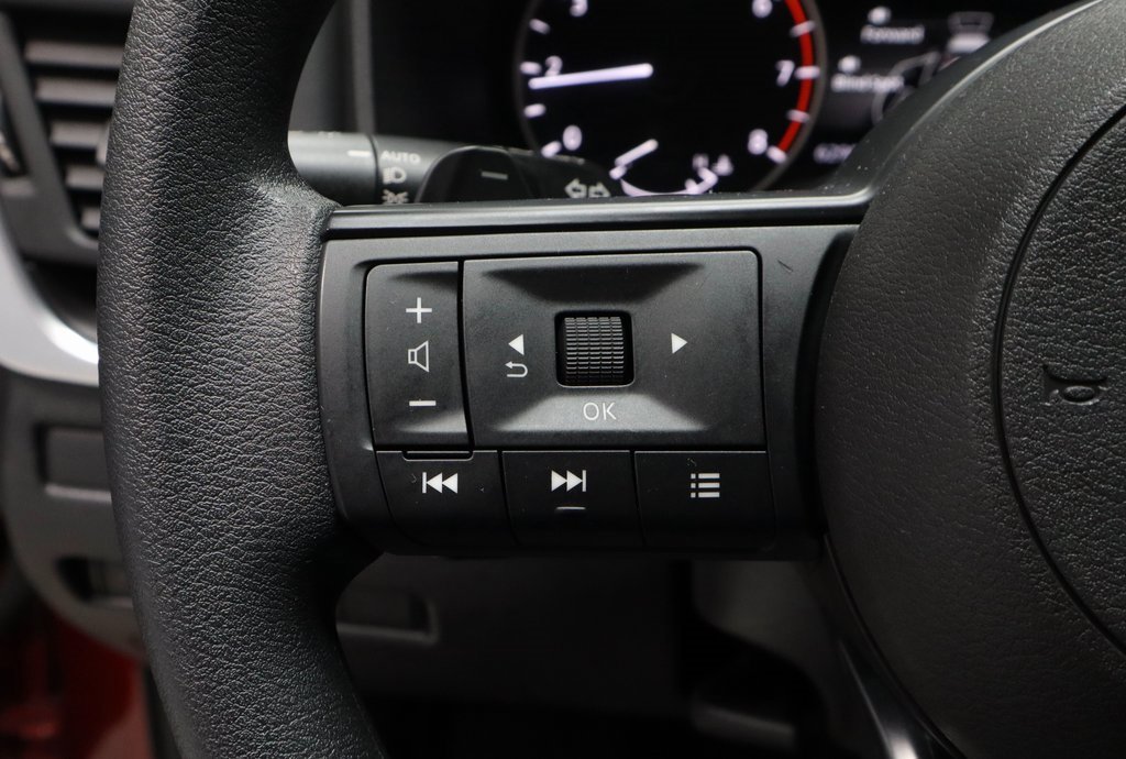 Certified 2024 Nissan Rogue S image 26