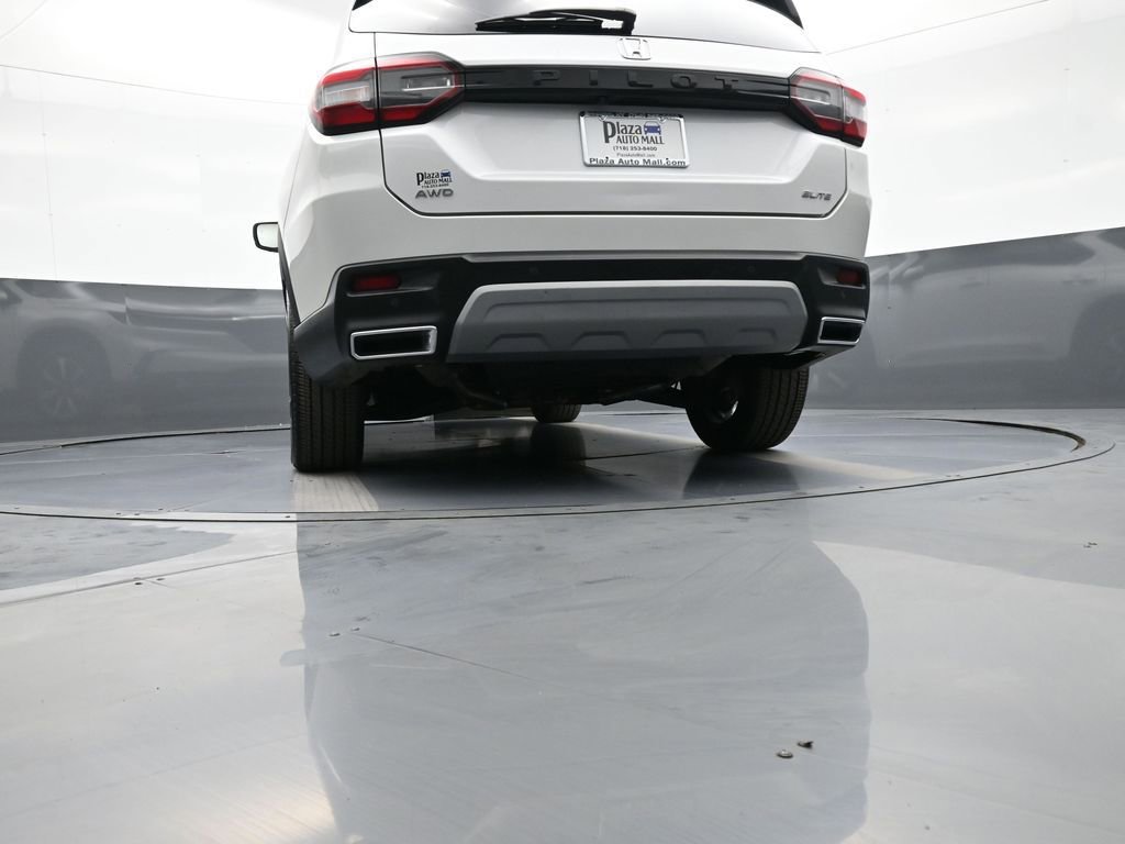 Certified 2023 Honda Pilot Elite image 33