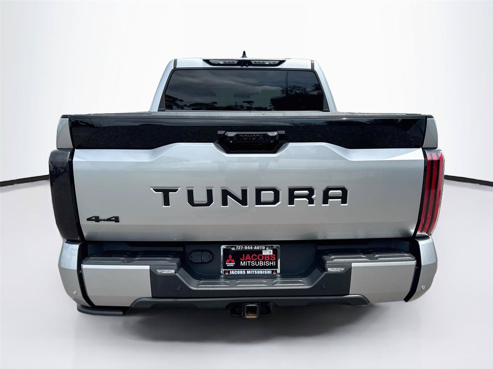 Used 2022 Toyota Tundra Platinum AWD/4WD image 27