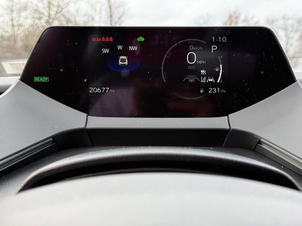 Used 2025 Toyota Prius XLE image 20