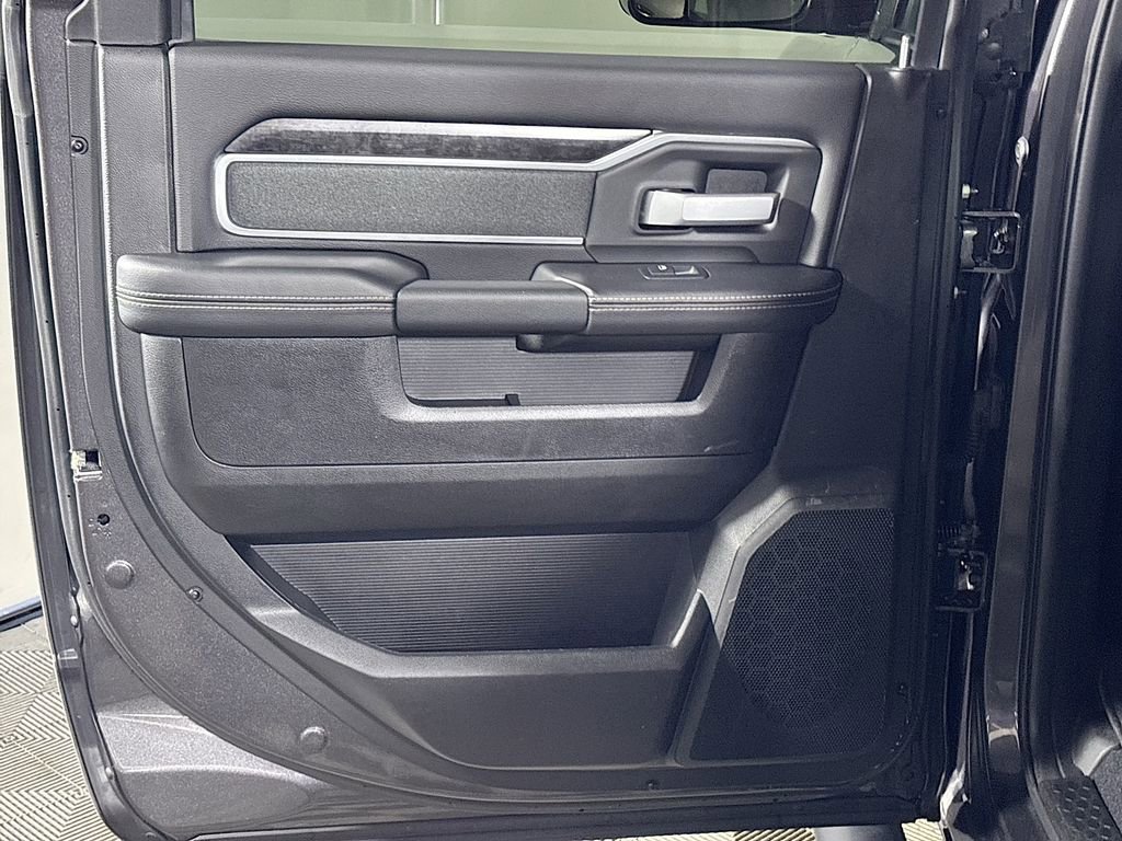 Used 2019 RAM 2500 Big Horn image 19