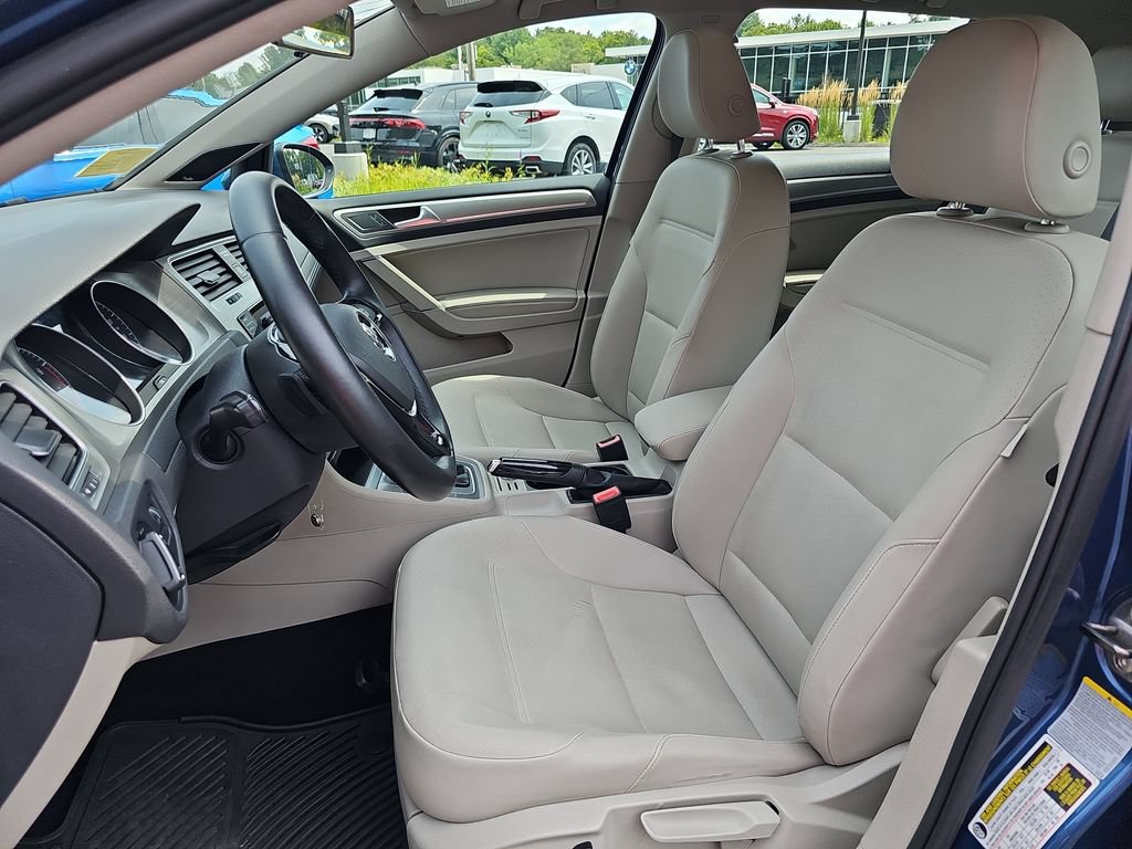 Used 2015 Volkswagen Golf SE FWD image 9