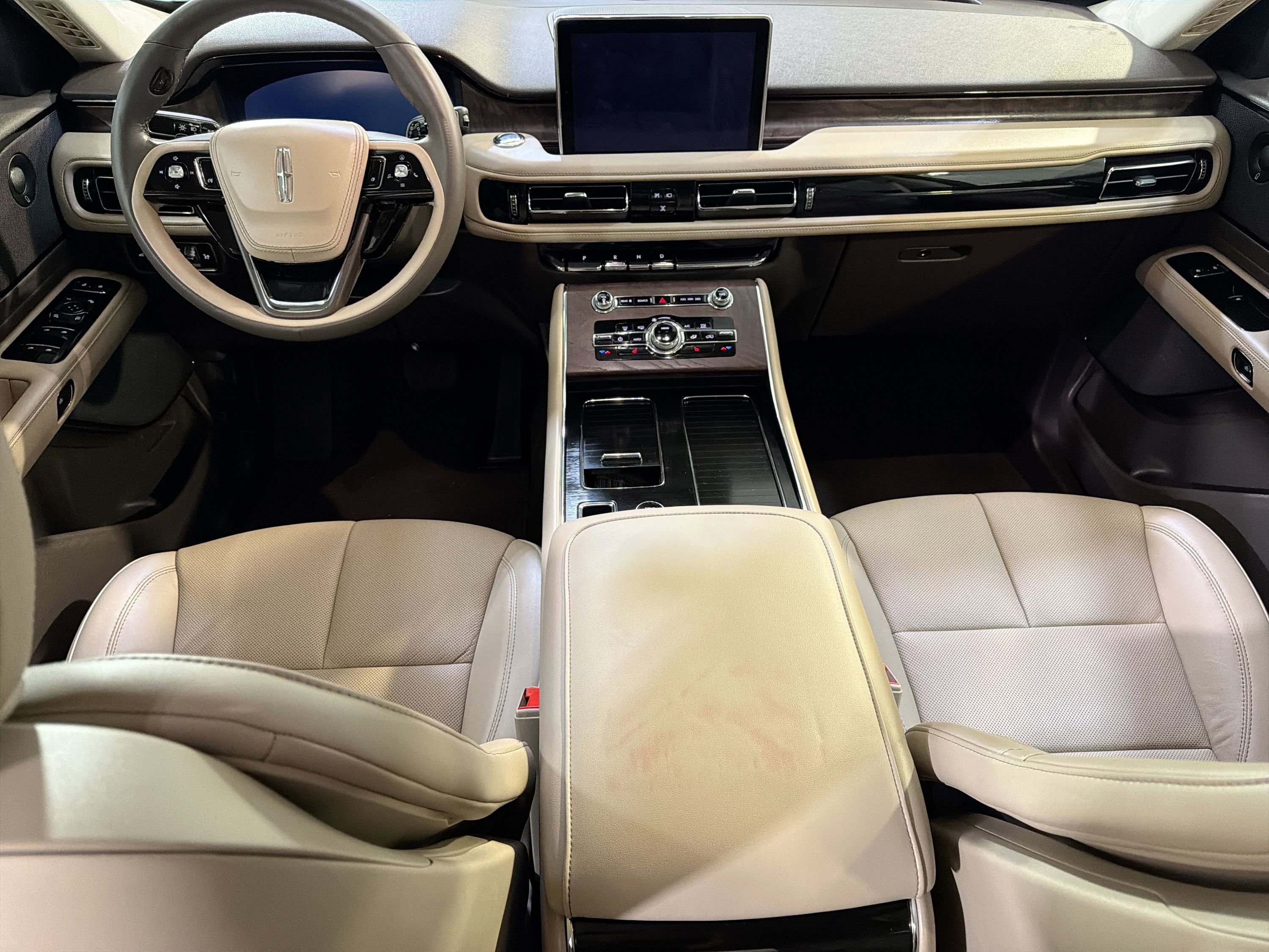 Used 2022 Lincoln Aviator Reserve image 22