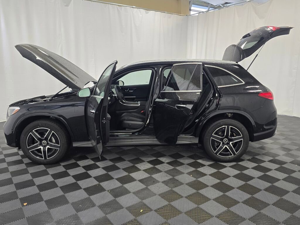 New 2026 Mercedes-Benz GLC 300 4MATIC image 12