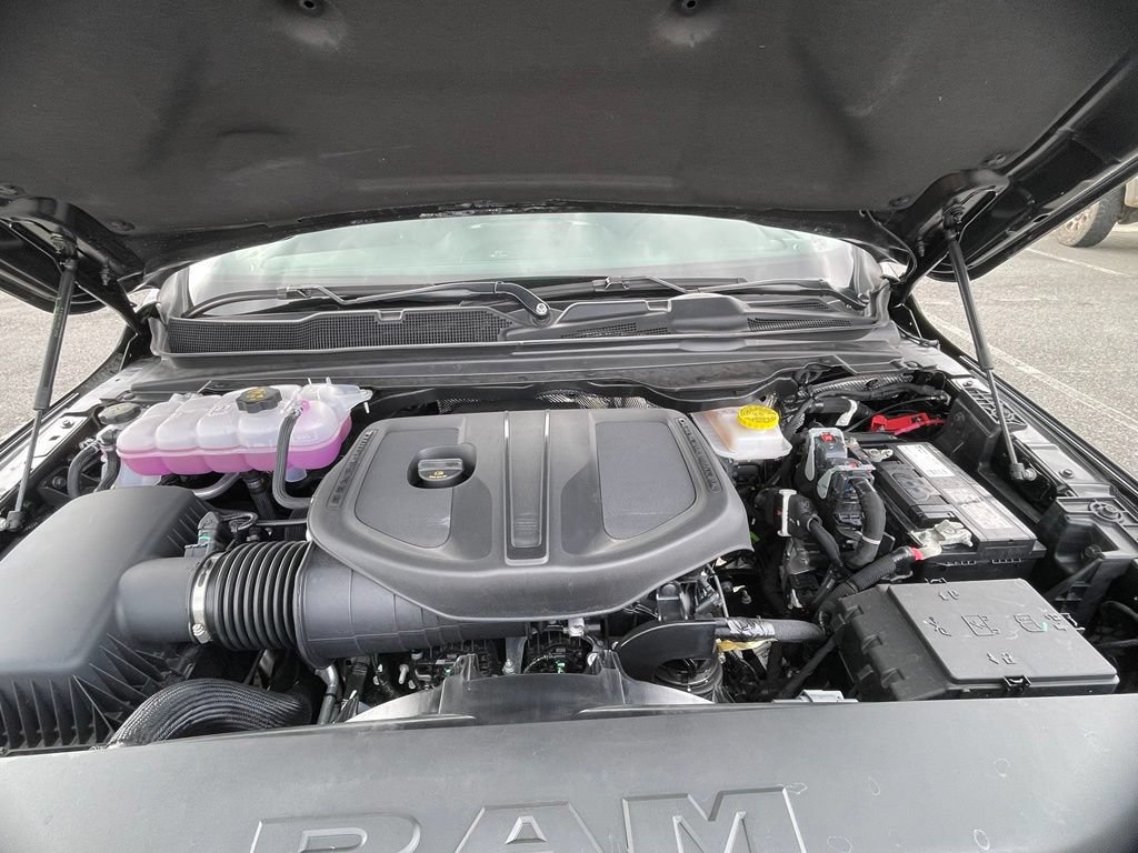 Used 2025 RAM 1500 Big Horn AWD/4WD image 58