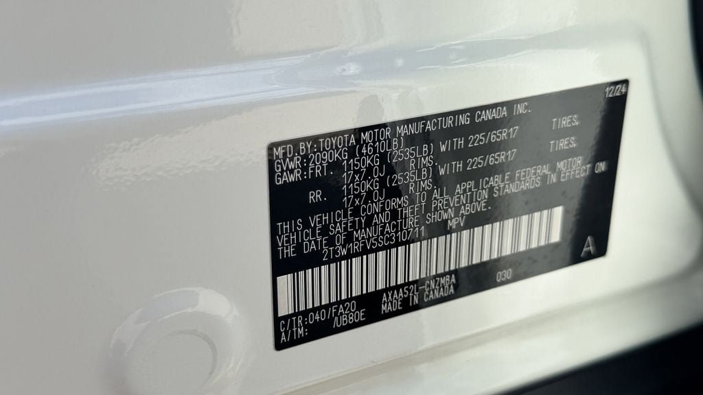 Used 2025 Toyota RAV4 XLE FWD image 22