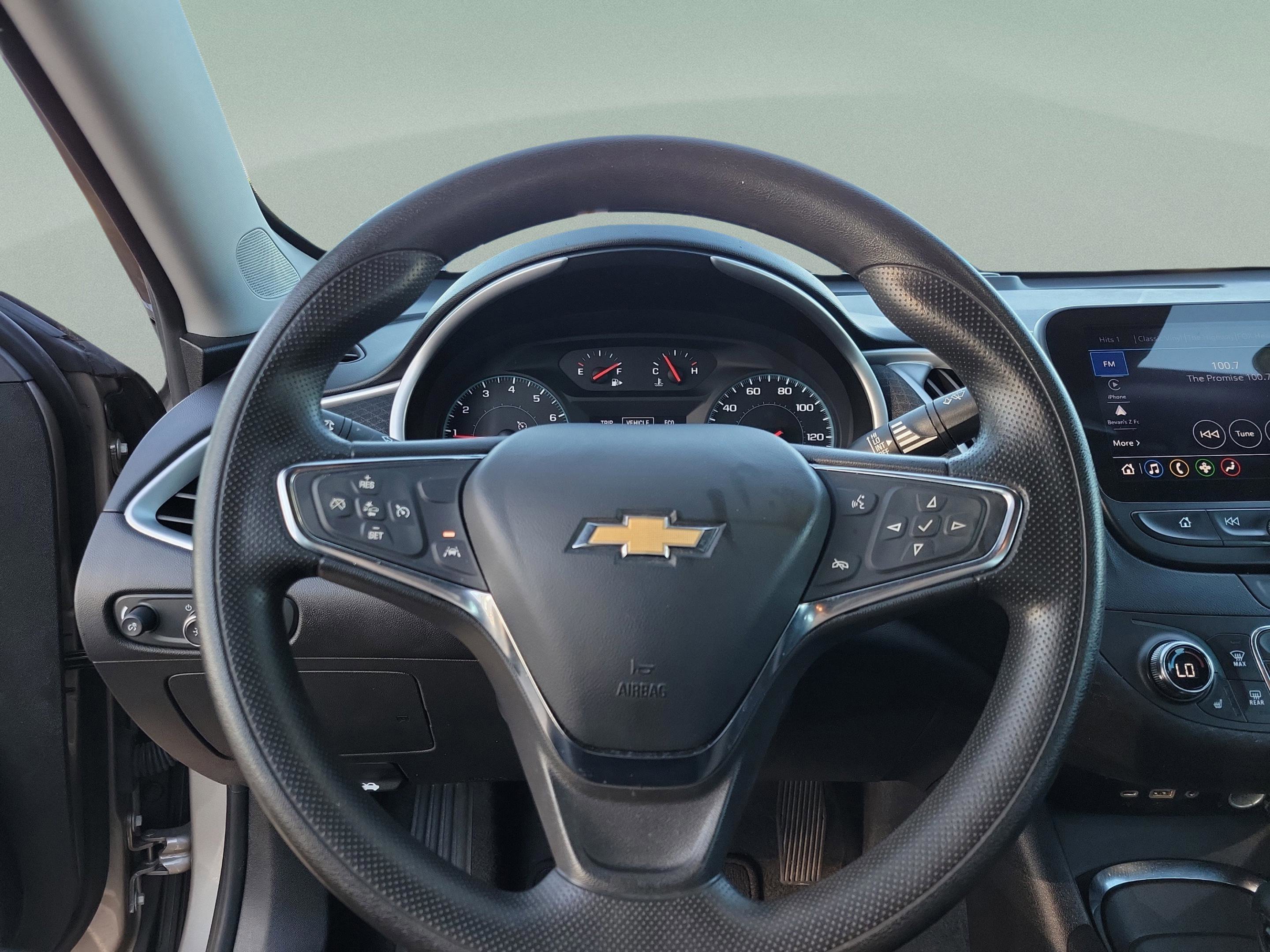 Used 2023 Chevrolet Malibu LT image 12