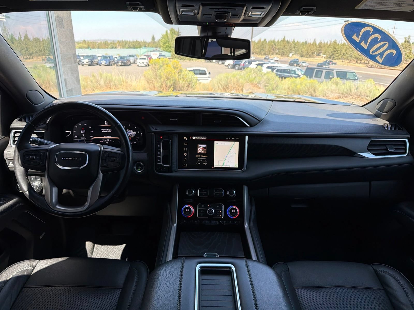 Used 2022 GMC Yukon Denali AWD/4WD image 10