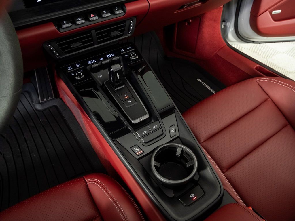 Certified 2025 Porsche 911 Targa 4 GTS image 18