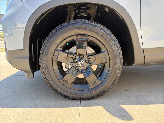 New 2026 Honda Ridgeline Black Edition image 9