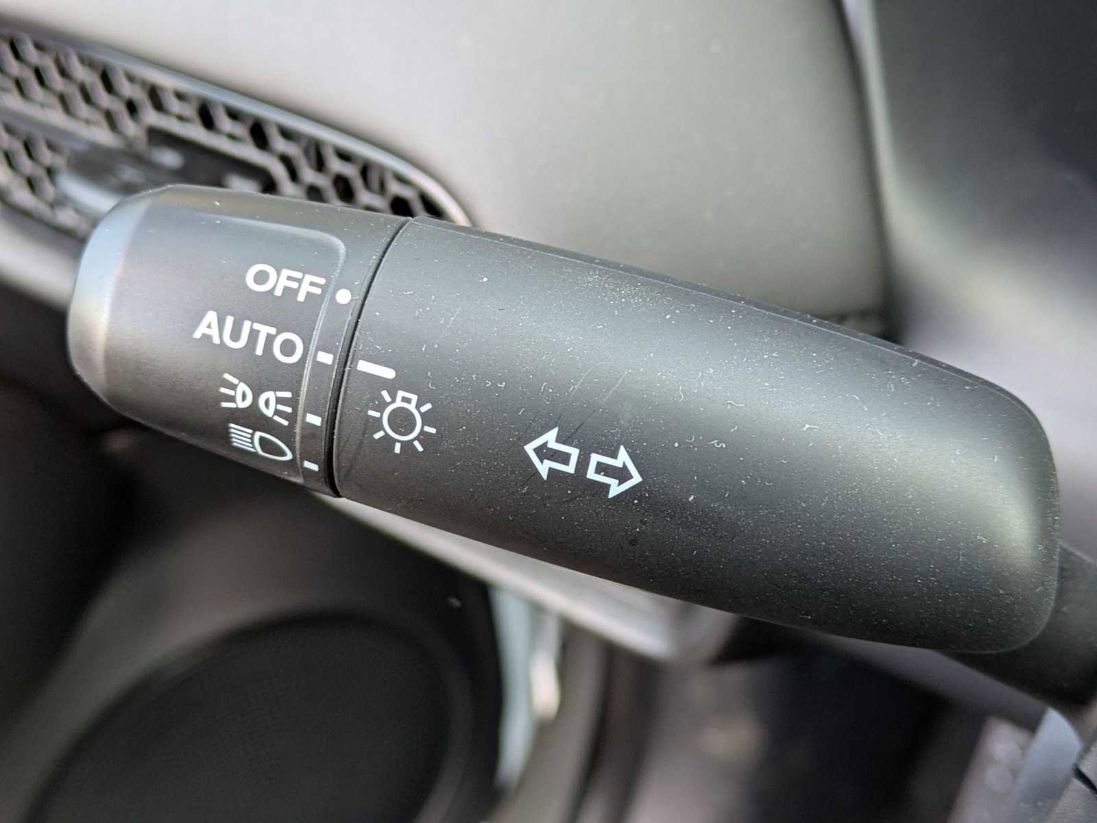 Certified 2025 Honda HR-V LX image 24