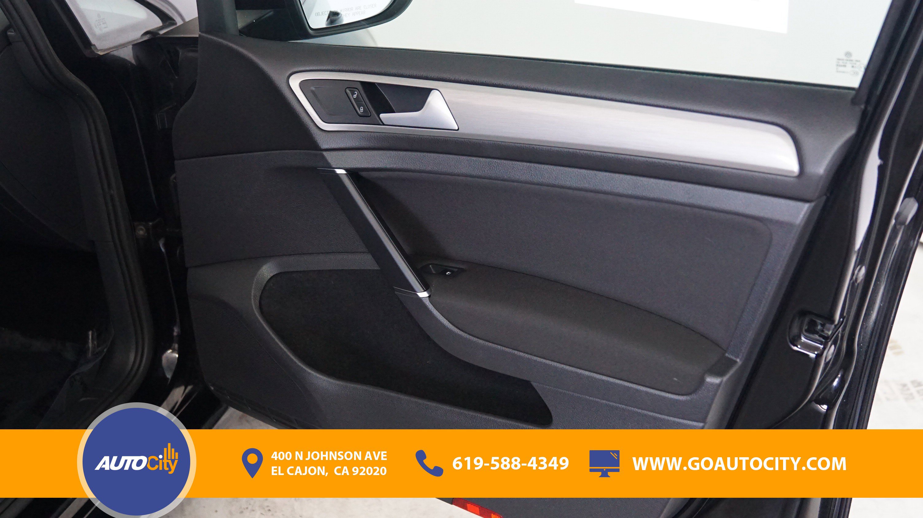 Used 2017 Volkswagen Golf S AWD/4WD image 16