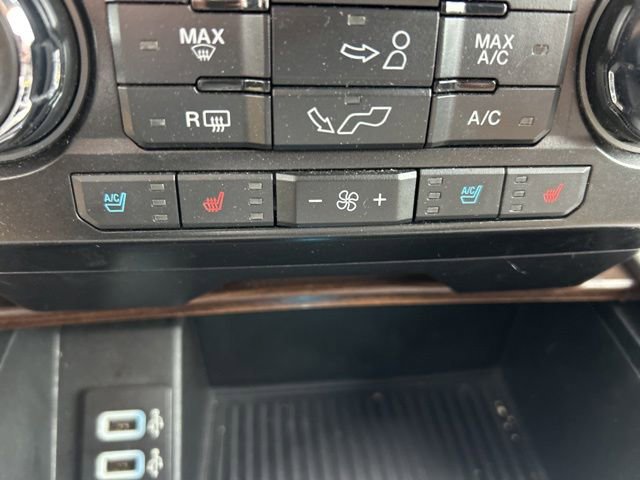 Used 2017 Ford F150 Lariat RWD image 19