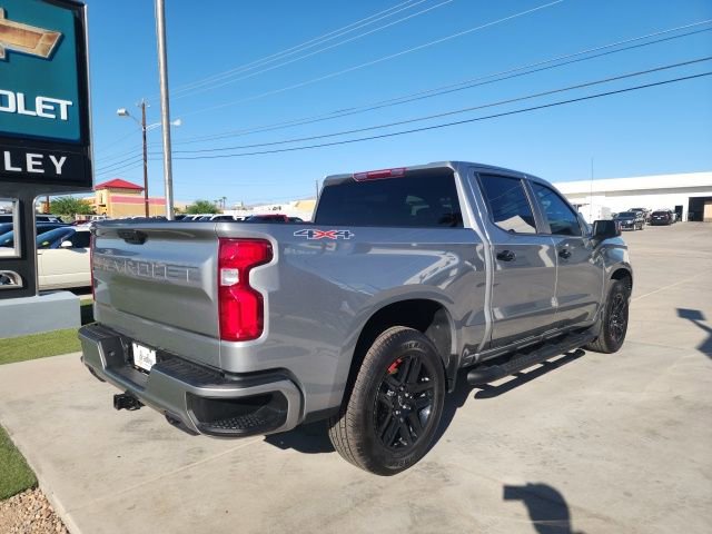 Used 2024 Chevrolet Silverado 1500 RST w/ Redline Edition AWD/4WD image 4