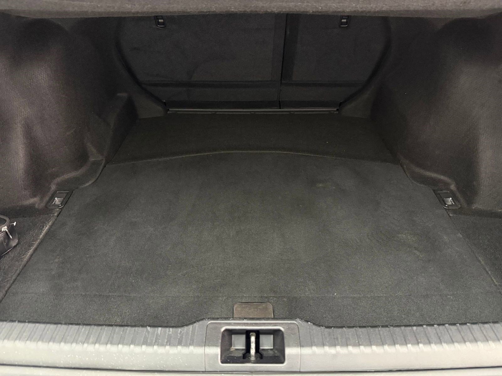 Used 2021 Lexus IS 300 w/ Comfort Package RWD image 31