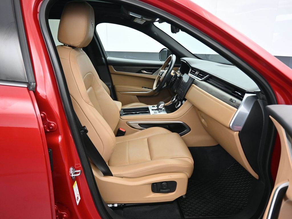 Used 2023 Jaguar F-PACE S image 45