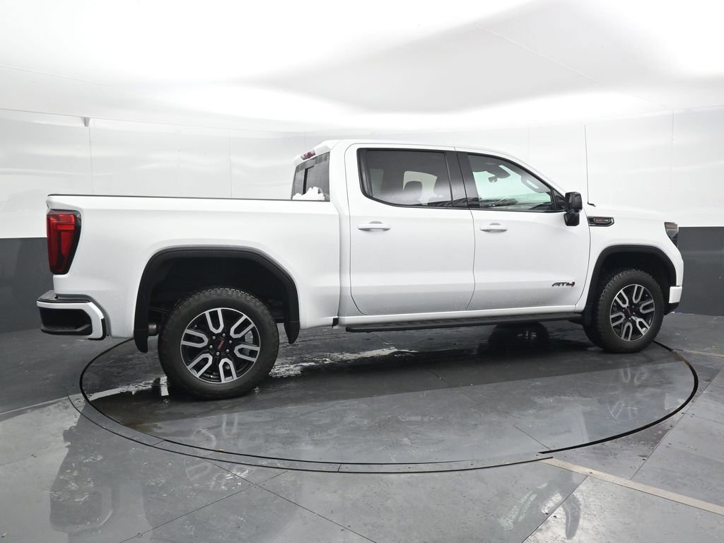 Used 2022 GMC Sierra 1500 AT4 w/ AT4 Premium Package image 4