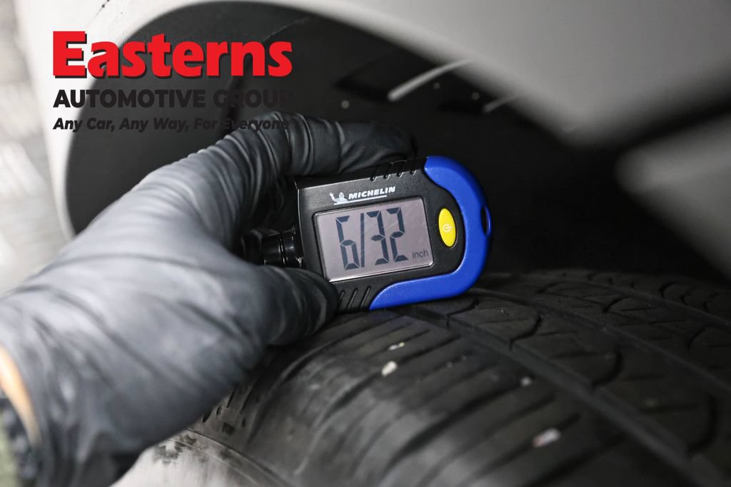Used 2025 Kia Telluride S AWD/4WD image 26